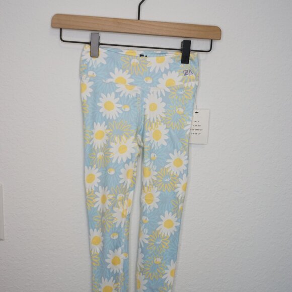 Free Assembly Girls True Waist Leggings - Picture 6 of 16